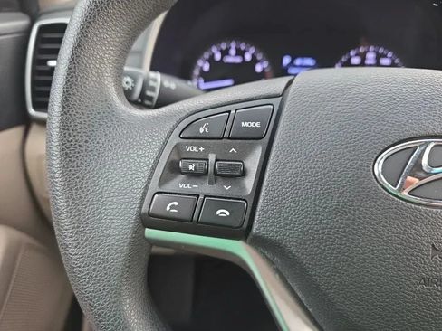 Used 2019 Hyundai Tucson SEL FWD image 18