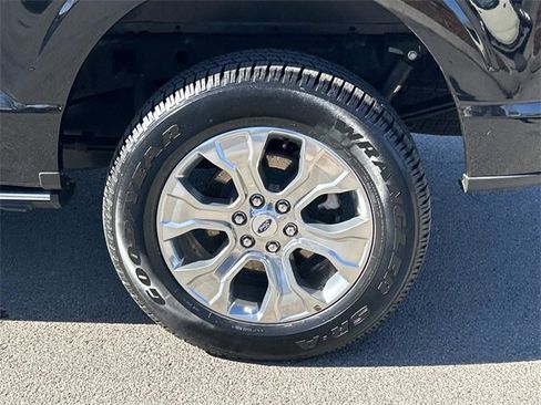 Certified 2022 Ford F150 Platinum w/ Equipment Group 701A High image 12