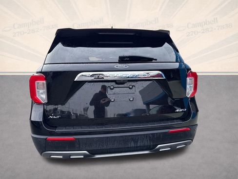 Used 2023 Ford Explorer XLT w/ Equipment Group 202A image 4