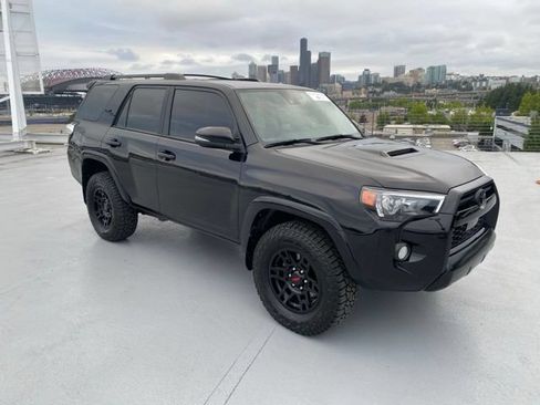 Certified 2020 Toyota 4Runner TRD Off-Road Premium w/ Moonroof Package AWD/4WD image 31