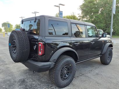 New 2026 Ford Bronco Badlands w/ Sasquatch Package