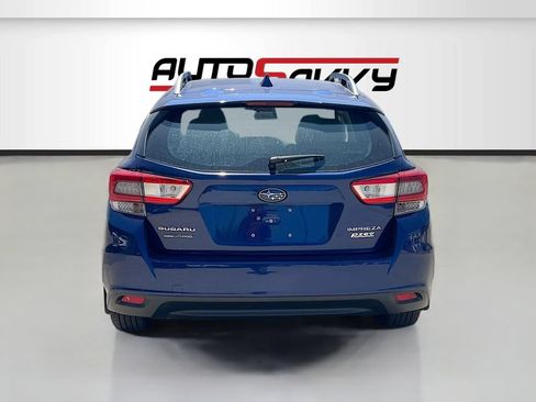 Used 2022 Subaru Impreza 2.0i Premium AWD/4WD image 6