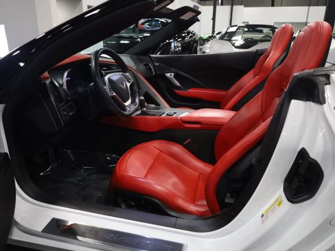 Used 2016 Chevrolet Corvette Z06 w/ 2LZ Preferred Equipment Group image 16