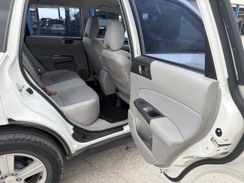 Used 2011 Subaru Forester 2.5X AWD/4WD image 17