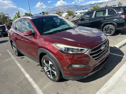 Used 2016 Hyundai Tucson Sport FWD image 3