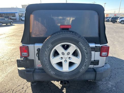 Used 2016 Jeep Wrangler Unlimited Sport w/ Quick Order Package 23S image 6