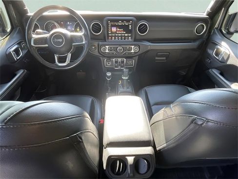 Used 2022 Jeep Wrangler Unlimited Sahara w/ Cold Weather Group image 23