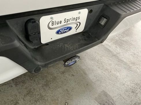 Used 2015 Ford F150 Lariat w/ Equipment Group 502A Luxury image 6