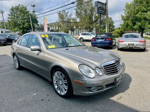 Used 2008 Mercedes-Benz E 350 4MATIC Sedan image 7