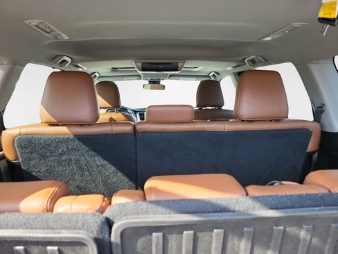 Used 2017 Toyota Highlander Limited AWD/4WD image 14