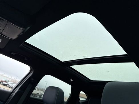 Used 2023 Chevrolet Blazer RS w/ Enhanced Convenience Package image 22