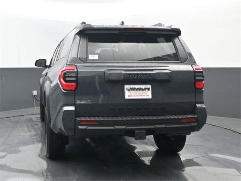 New 2026 Toyota 4Runner SR5 image 17