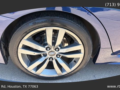 Used 2017 Subaru WRX Premium AWD/4WD image 10