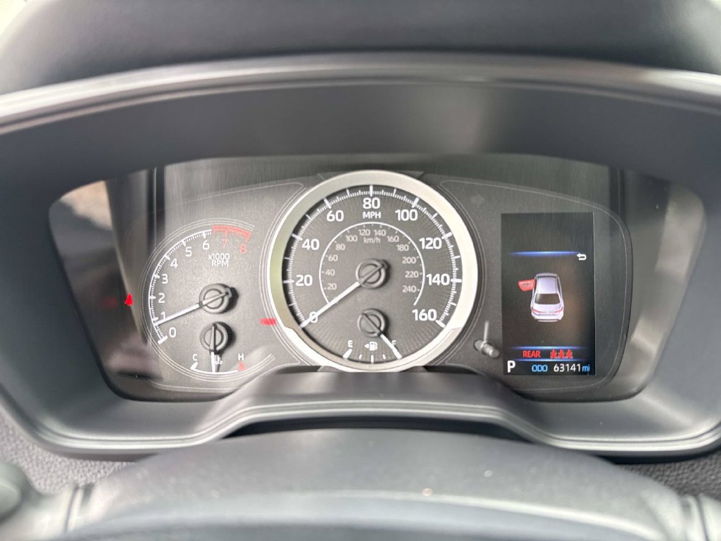 Used 2021 Toyota Corolla LE FWD image 33