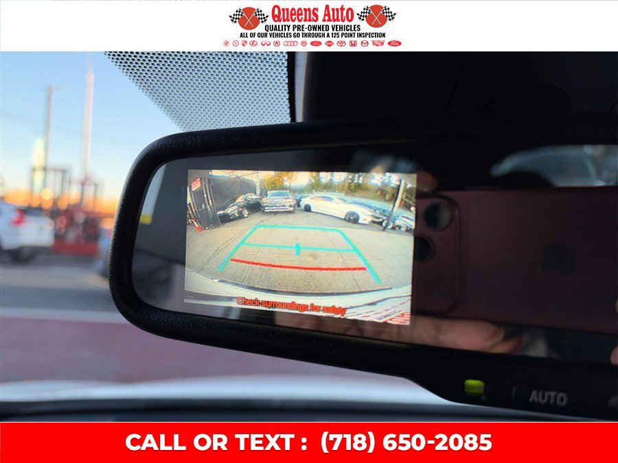 Used 2018 Toyota C-HR XLE FWD image 38