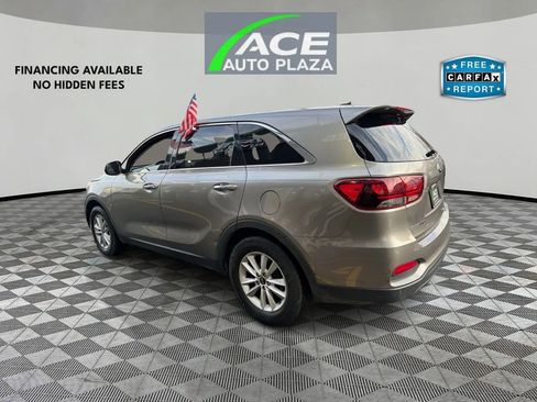 Used 2019 Kia Sorento L image 7