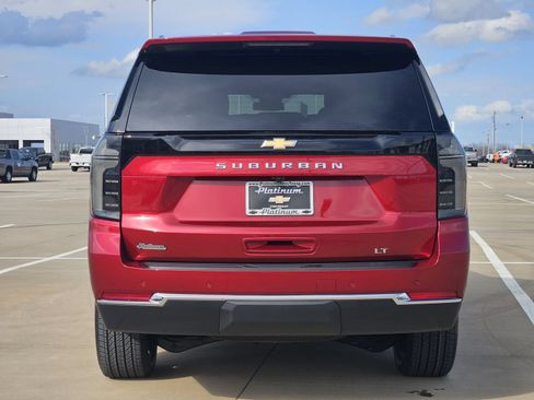 New 2026 Chevrolet Suburban LT w/ Comfort Package RWD image 8