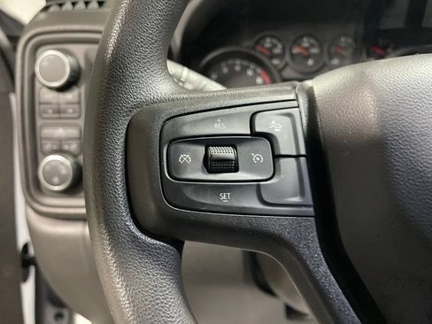 Used 2023 Chevrolet Silverado 1500 Custom Trail Boss AWD/4WD image 28