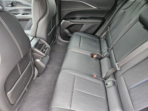 Used 2024 Cadillac Lyriq Luxury w/ LPO, Floor Liner Package image 31