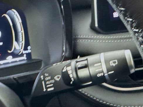 Certified 2026 INFINITI QX60 Luxe w/ Family Package image 15