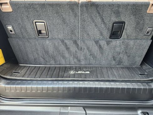 Certified 2023 Lexus GX 460 Premium w/ Premium Package AWD/4WD image 35