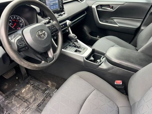 Used 2020 Toyota RAV4 XLE image 11