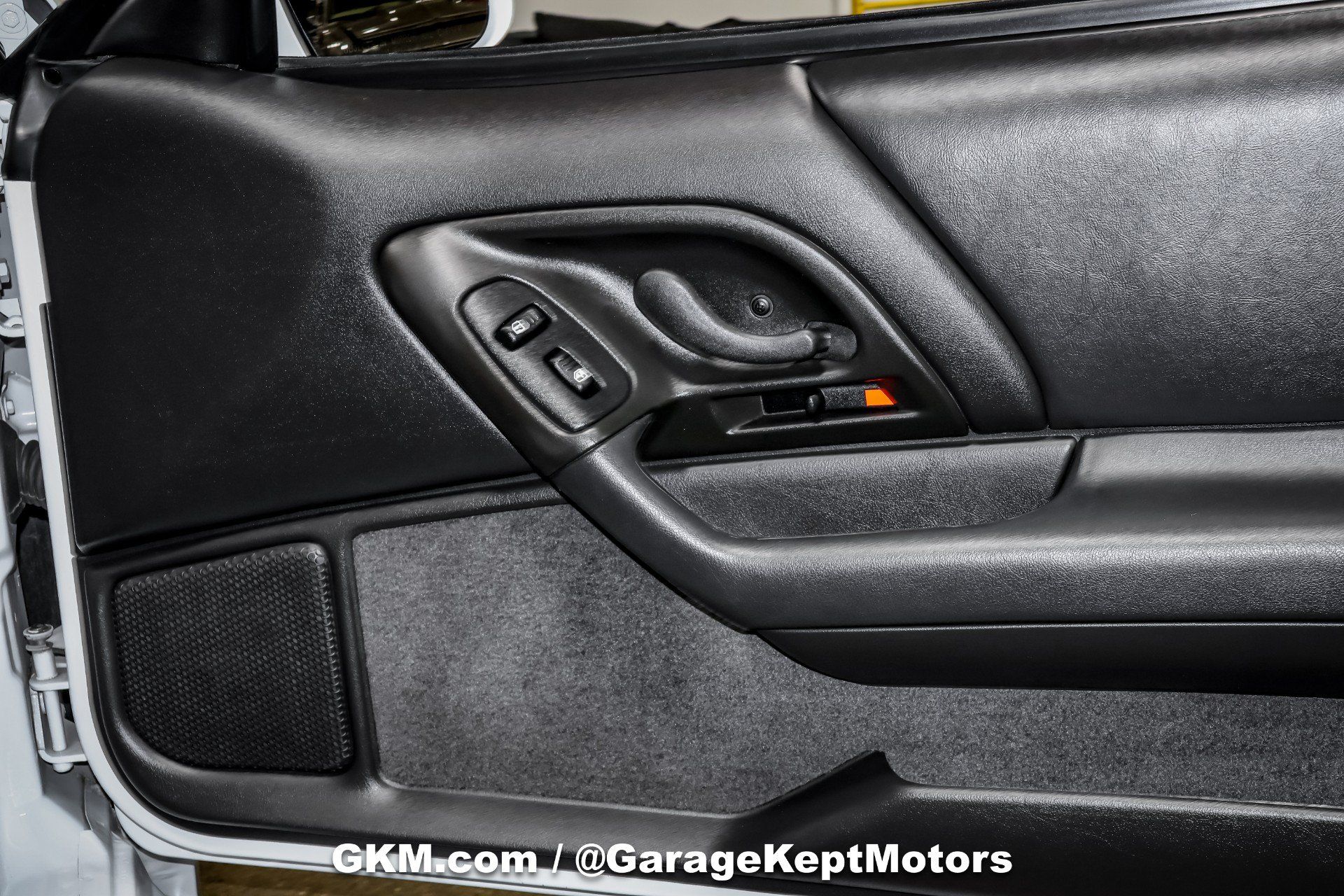 Used 2002 Chevrolet Camaro Z28 RWD image 74