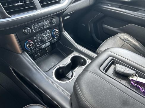 Used 2021 Chevrolet Tahoe High Country RWD image 35