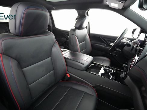 Used 2024 Chevrolet Silverado EV RST image 8