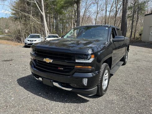 Used 2019 Chevrolet Silverado 1500 LT w/ All Star Edition image 20