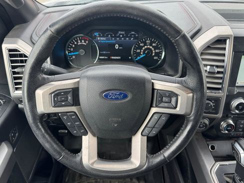 Used 2016 Ford F150 Platinum image 10