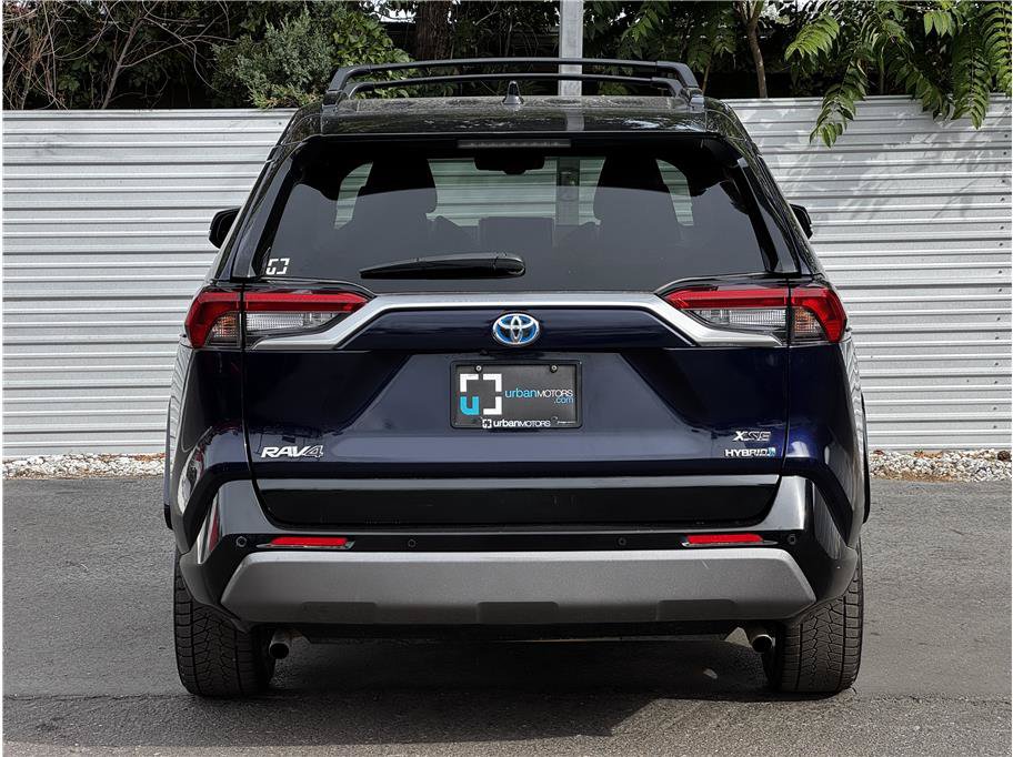 Used 2021 Toyota RAV4 XSE AWD/4WD image 11