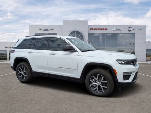 New 2025 Jeep Grand Cherokee Limited image 1
