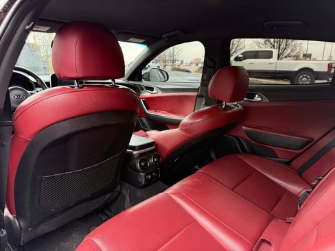 Used 2021 Kia Stinger GT image 8