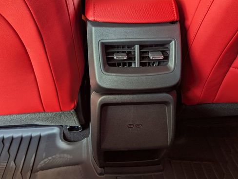 New 2026 Chevrolet Equinox EV RS image 6