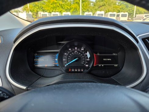 Used 2020 Ford Edge SEL w/ Convenience Package AWD/4WD image 16