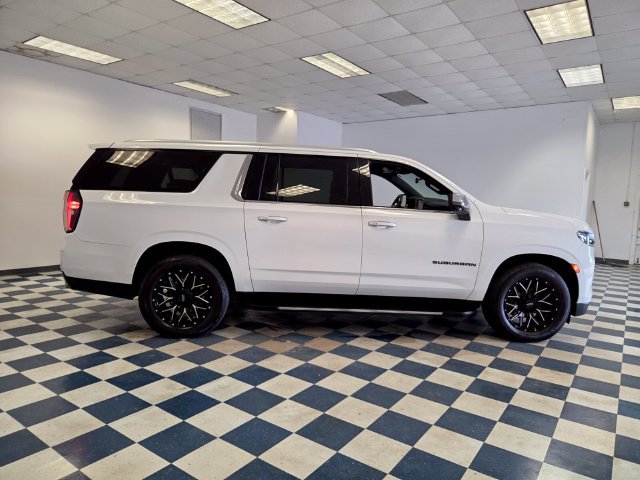 Used 2021 Chevrolet Suburban Premier w/ Premium Package RWD image 9