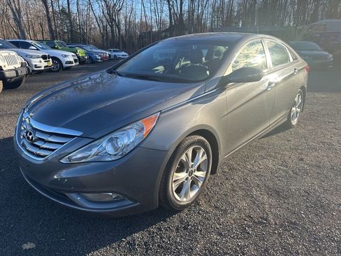 Used 2013 Hyundai Sonata Limited image 1