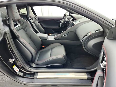Certified 2022 Jaguar F-TYPE R-Dynamic image 14