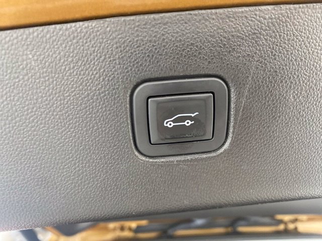 Used 2019 Chevrolet Blazer LT FWD image 35