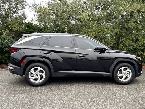 Used 2022 Hyundai Tucson SE image 26
