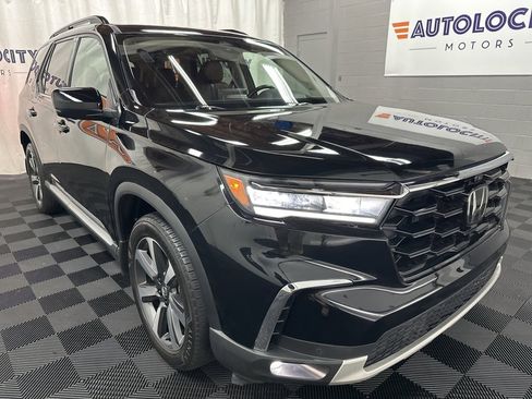 Used 2024 Honda Pilot Elite image 2