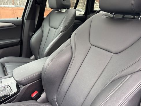 Used 2019 BMW X3 xDrive30i w/ Driving Assistance Package image 6