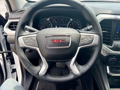 Used 2023 GMC Acadia SLT w/ Elevation Edition AWD/4WD image 11