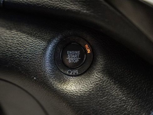 Used 2019 Jeep Cherokee Limited w/ Trailer Tow Group image 32