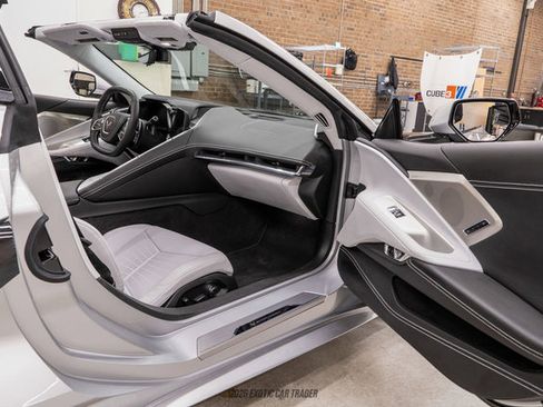 Used 2020 Chevrolet Corvette Stingray Premium Cpe w/ 3LT Preferred Equipment Group image 68