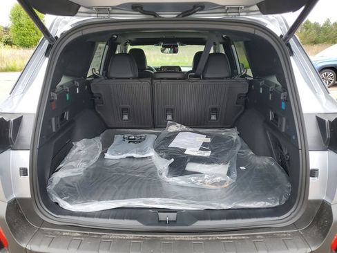 New 2026 Subaru Outback Wilderness w/ Wilderness Package AWD/4WD image 8