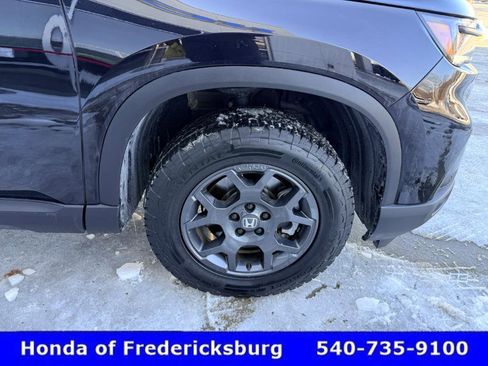 Used 2023 Honda Pilot TrailSport image 13