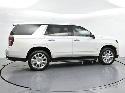 Used 2024 Chevrolet Tahoe High Country AWD/4WD image 8