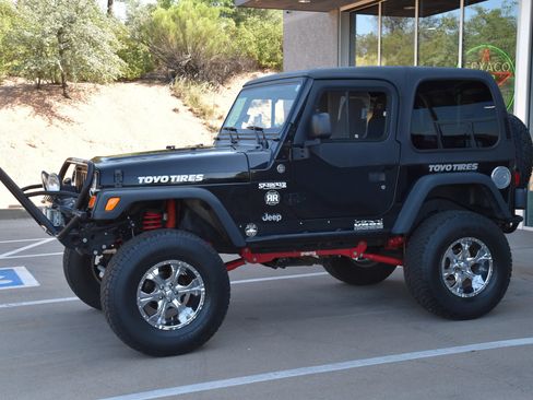 Used 2006 Jeep Wrangler X AWD/4WD image 1